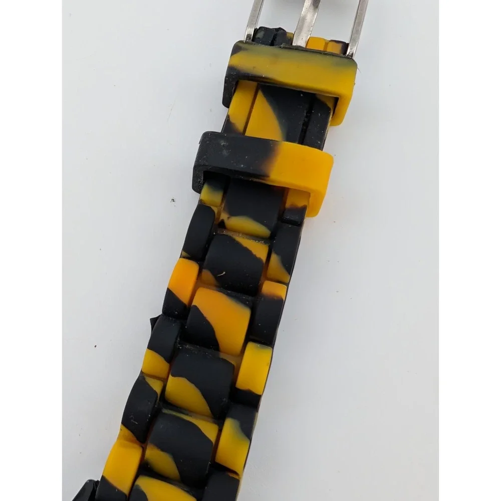 Geneva Watch Women 30mm Case Black & Yellow Silicone Band- New Battery